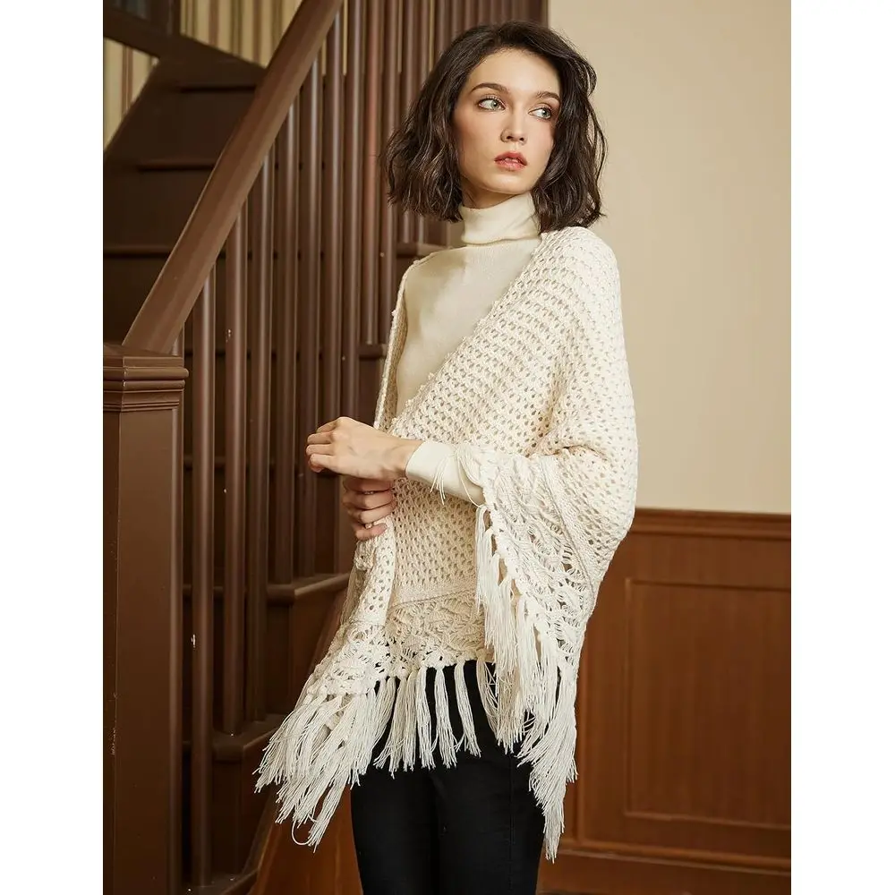Luksusowy damski szal z mieszanki wełny z frędzlami i chwostami, dziergany dla komfortu.