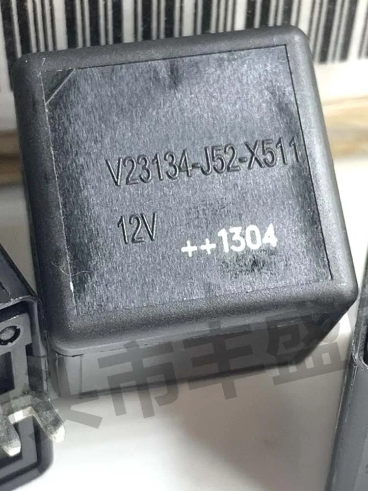 

12V Relay V23134-J52-X511 12VDC 80A