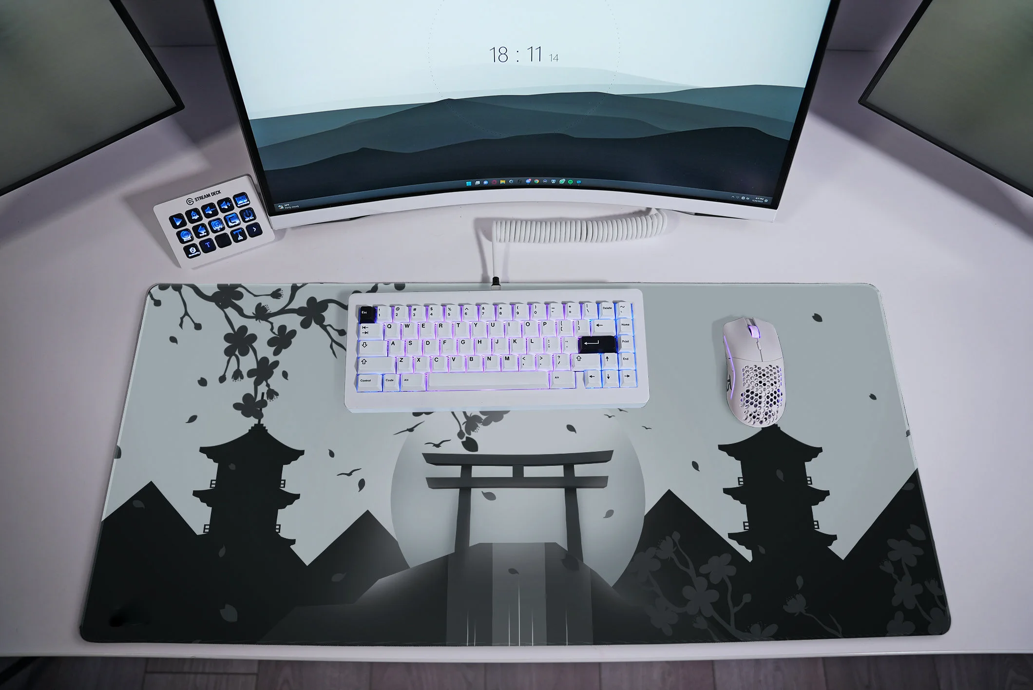 Kyoto Solid Color Desk Mats, Elegant and Unique Mouse Pad, Stylish Deskmat, Modern Office Desk Accessory, Desk Mat Gift