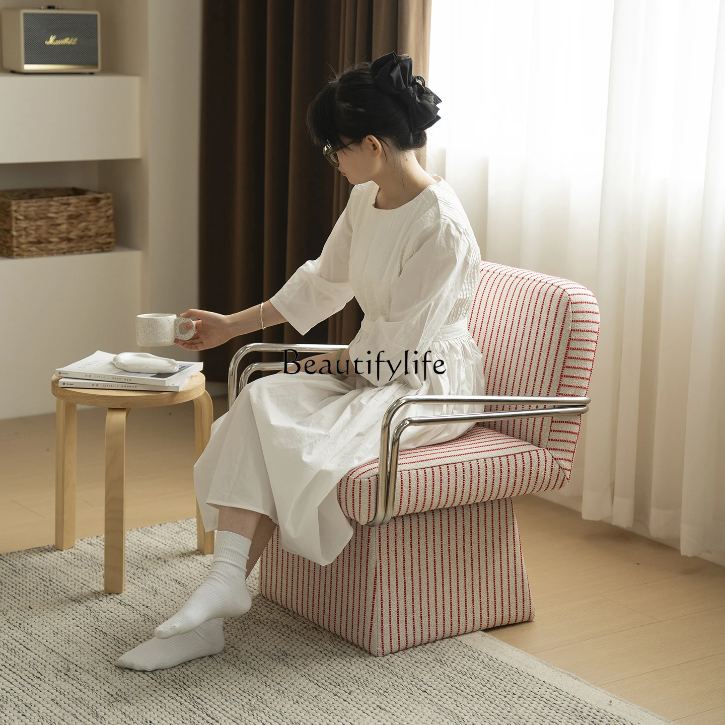 

Rotatable Sofa Chair for Living Room and Balcony, Leisure Lazy Computer Chair, Vintage Korean Style with Red Lines