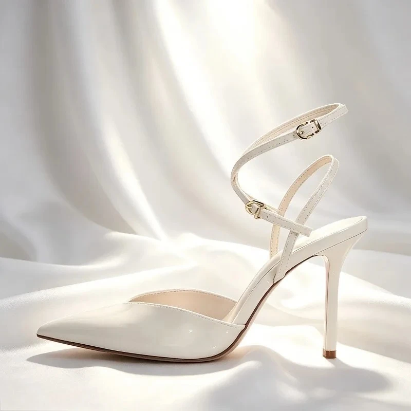 

Fashion Ankle Strap High Heels Women Patent Leather Luxury Designer Sandals for Ladies Elegant Pointed Toe Banquet Dress Shoes