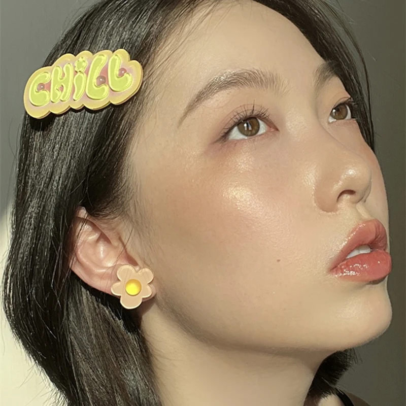 New Yellow Letter CHILL Hair Card Acrylic Hair For Women Vintage Hairpin Fashion  Girl Hair Accessories Fashion Jewelry gift