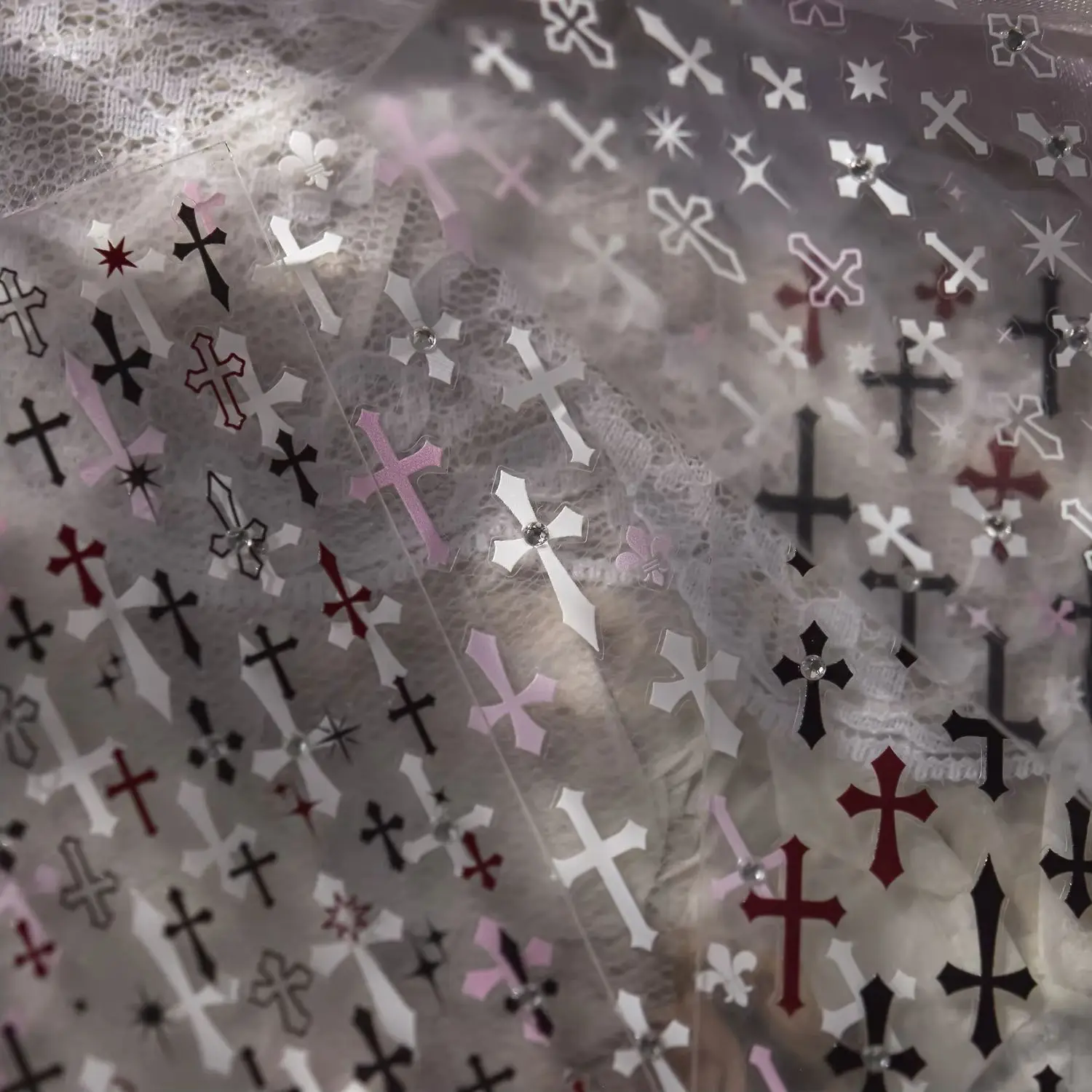 Nowe naklejki na paznokcie Tomoni 5D Laser Cross, letnie urocze naklejki z motylami, akcesoria do paznokci, muszelki plażowe, gwiazdy, dekoracje do paznokci.