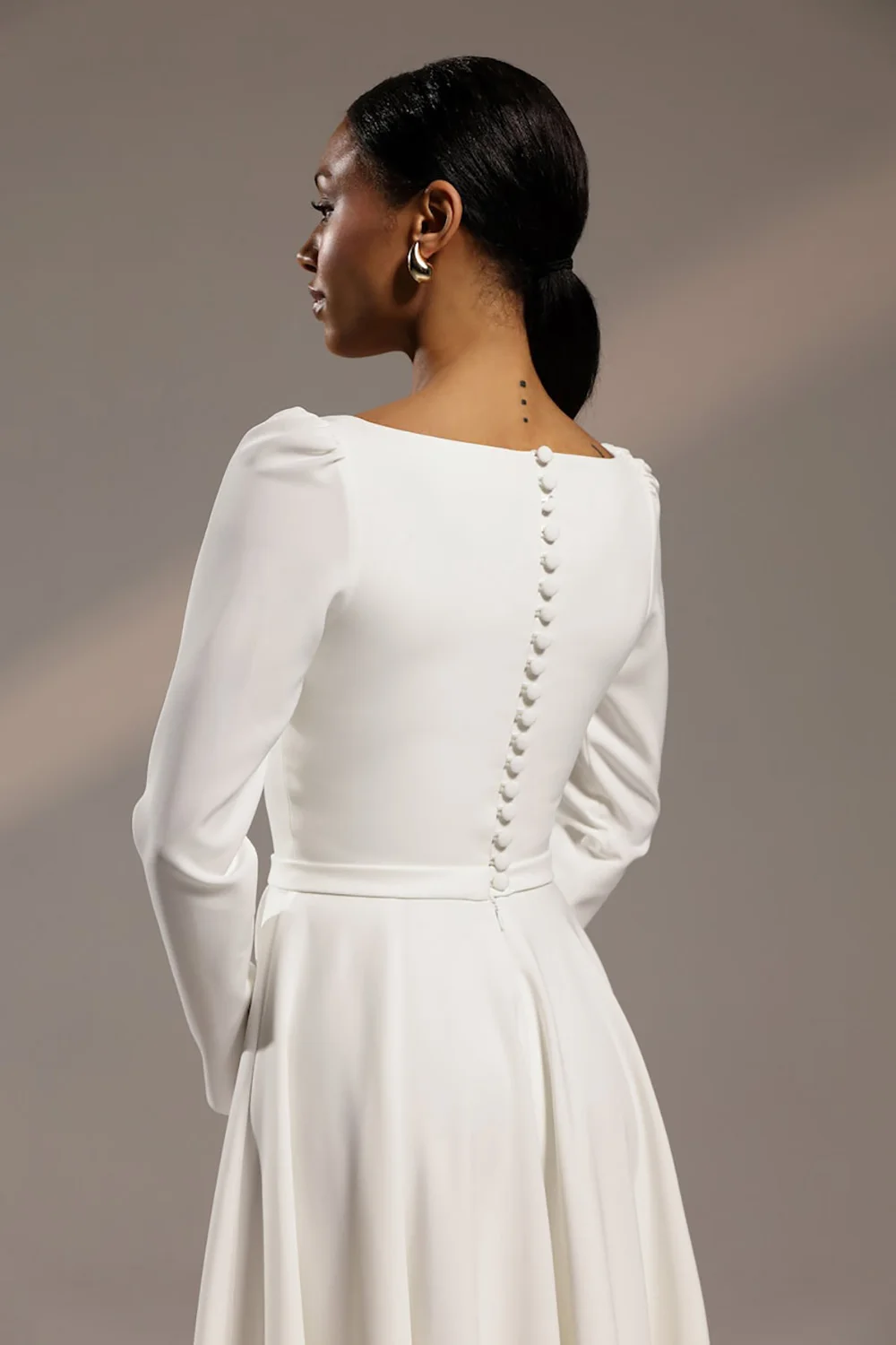 Elegant Wedding Dresses Simple Crepe Square Collar Long Sleeves Bridal Dresses Tea Length Wedding Party Dresses Customized