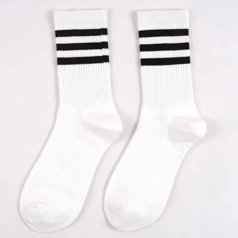 Chaussettes classiques à rayures pour hommes et femmes, 1 paire, bas noirs et blancs pour étudiants de style sportif japonais