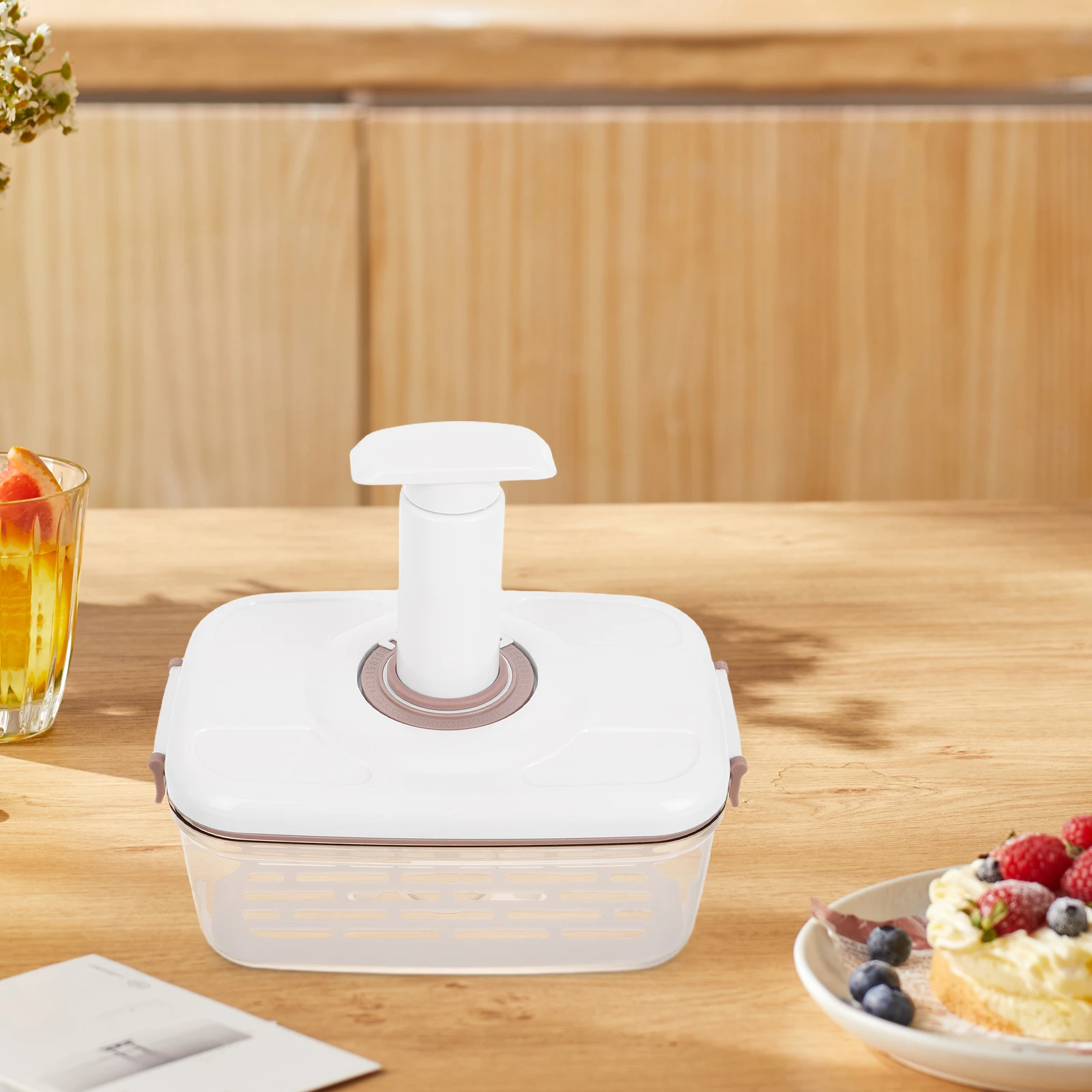 

1Set Vacuum Sealing Box Large Capacity Airtight Food Storage Container Kitchen Vacuum Food Storage Box Fresh Preservation Lunch