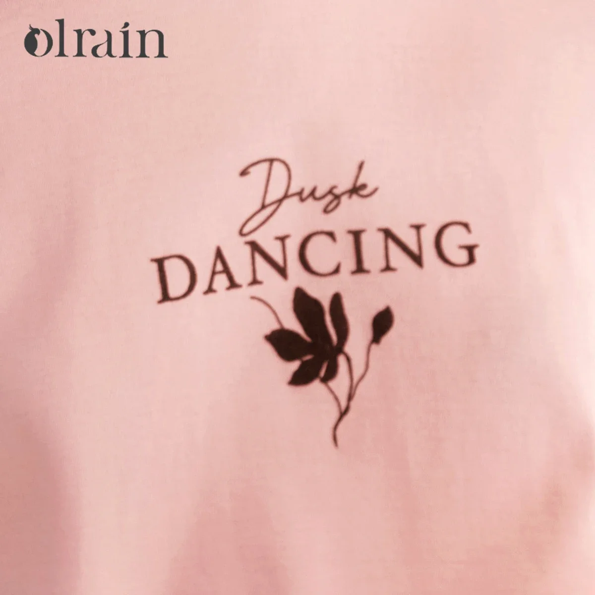 OLrain ニット Tシャツ 2025 春 ルーズコットン スプライスプリント クルーネック 長袖 通勤 Tシャツ 女性服 M56QT93135