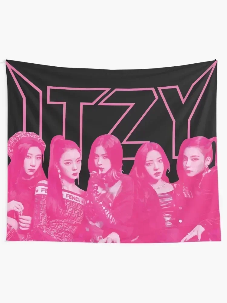 Metal ITZY - Pink (Black version) Tapestry Tapete For The Wall Bedroom Decor Tapestry