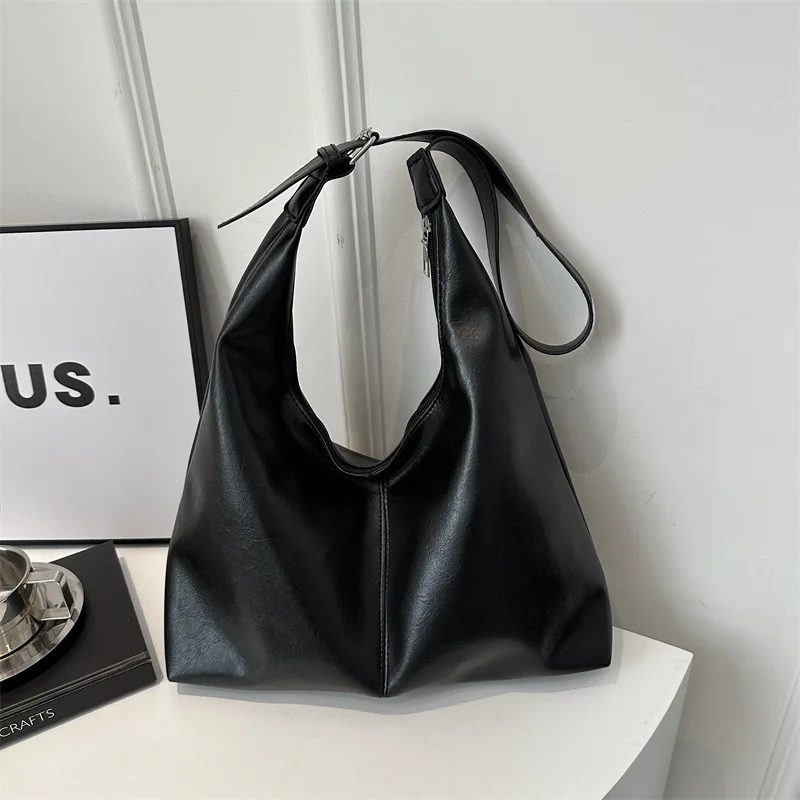 PU Material Fashionable WOMEN'S Large Capacity Daily Commuting Shoulder Bag, Simple and Casual Handbag Handbag