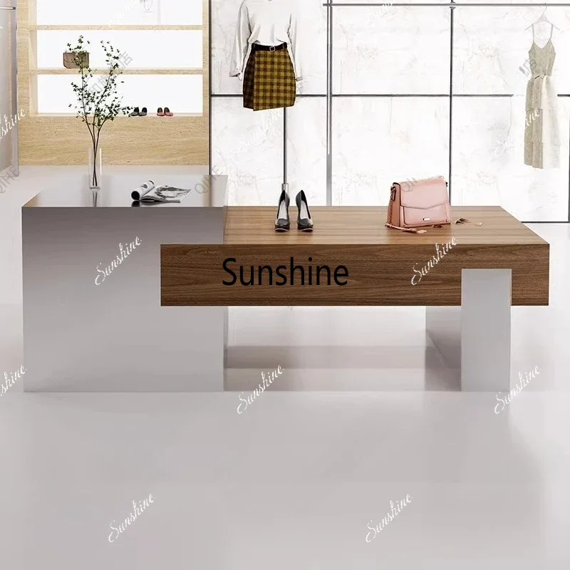 

Clothing store Nakajima Tai walnut, shoe store women's clothing, shop display tableY