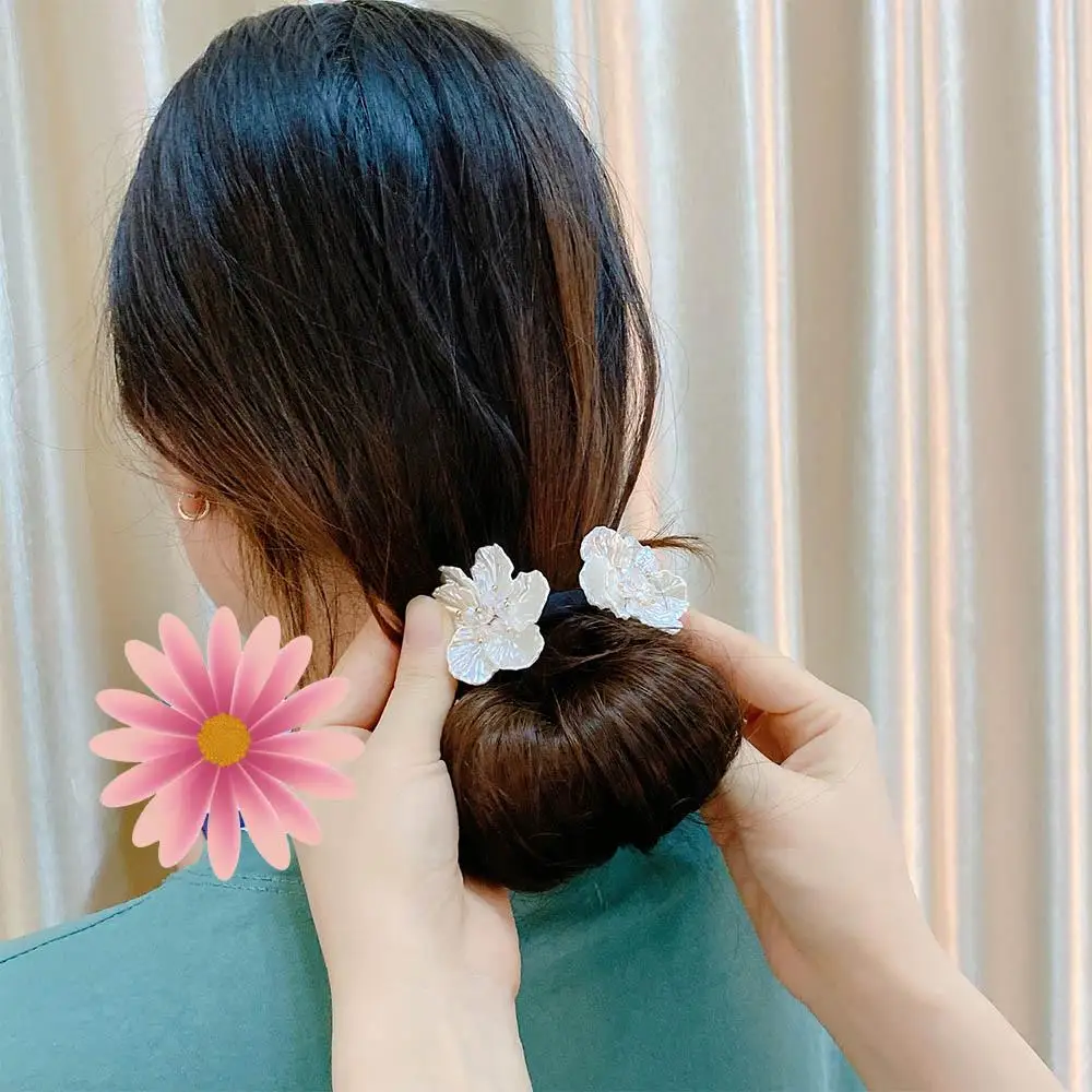 Spring Hair Device Shell flower Salon Ball head flower Bow Pearl Hair Pin Lazy Hair dish artifact Braid Maintenance Bun Maker