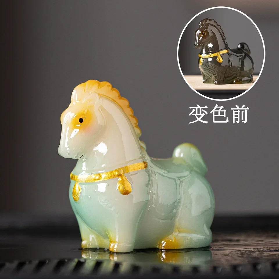Color Changing Tang Horse Tea Pet, Raisable Chinese Zodiac Horse Ornament, Creative Ceramic Decor for Tea Table
