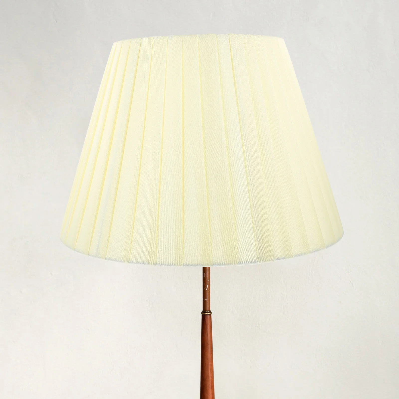 

Pleated Fabric Lampshade Replacement Table Lamp Shade Bedside Floor Lamp Shade Suitable for E27 E14 Indoor