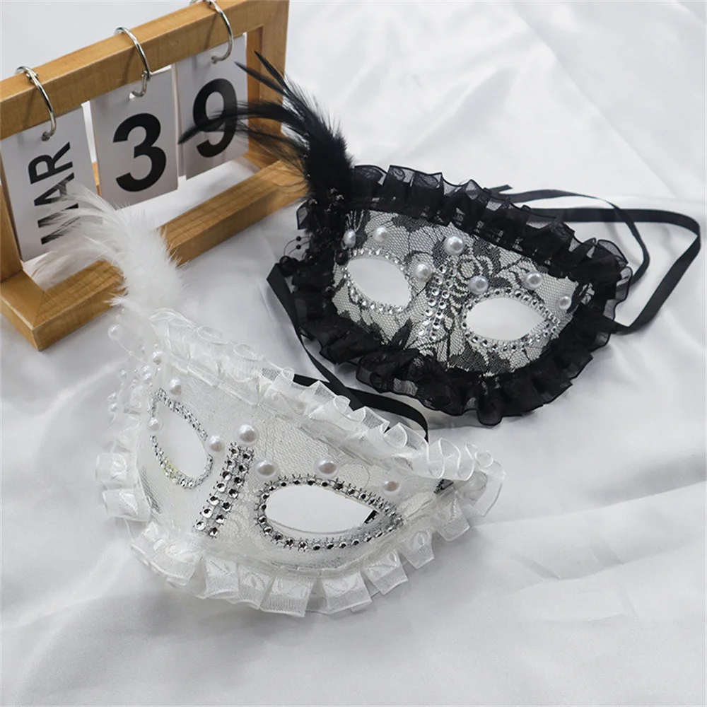 Koronkowe maski na bal maskowy Halloween Princess Party Balls Mask White Feather Fashion Sexy Mask Carnival Festival Costume Akcesoria