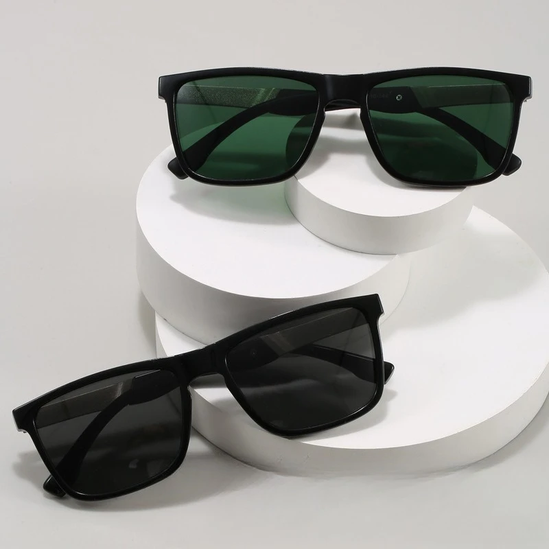 

​​2025 K-Style Square Polarized Sunglasses Men, UV400 Driving Glare Reduction Retro Street Lightweight TR90 Frame​​