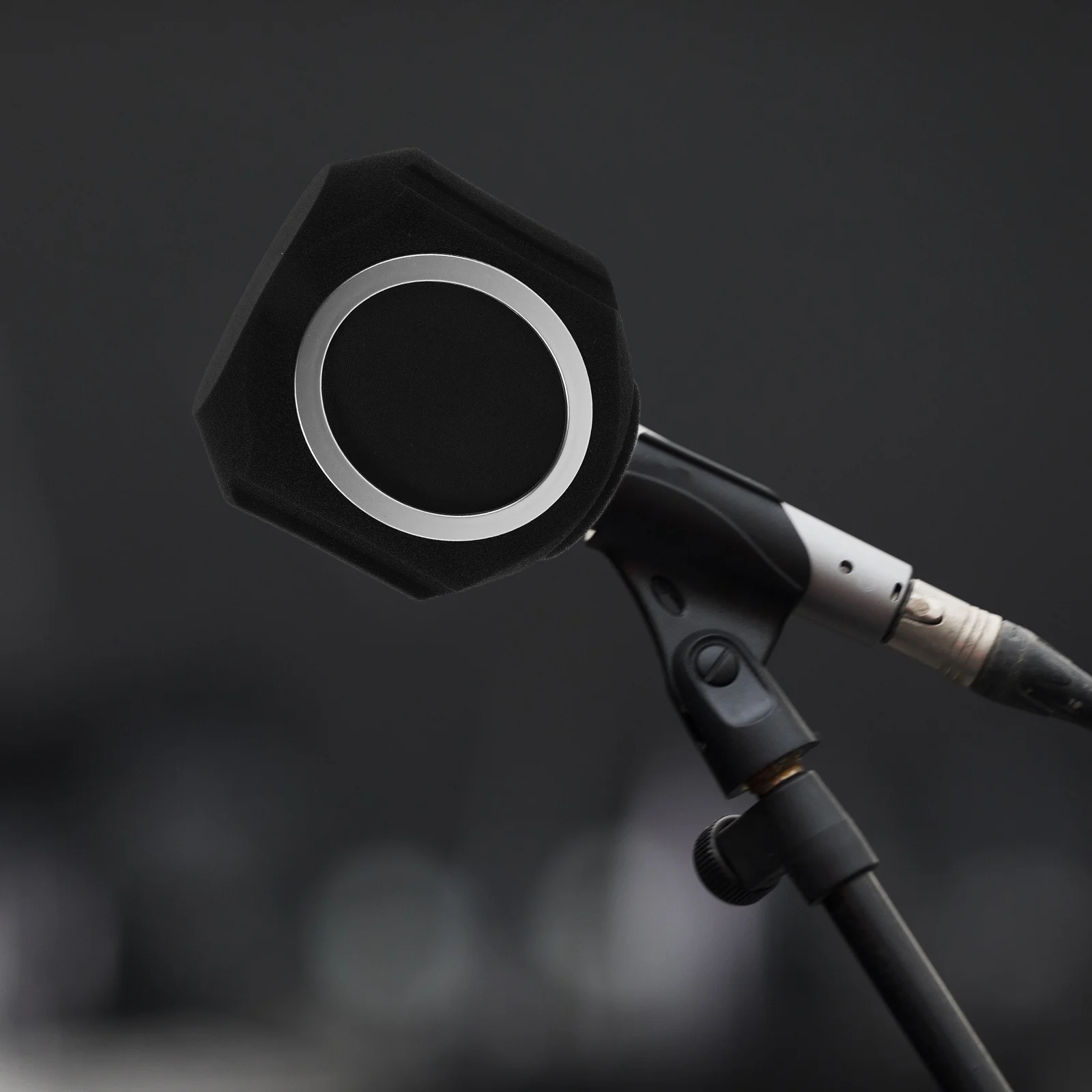 Microphone Isolation Shield Portable Compact Design for Clear High Fidelity Audio Output Recording Broadcasting Ktv