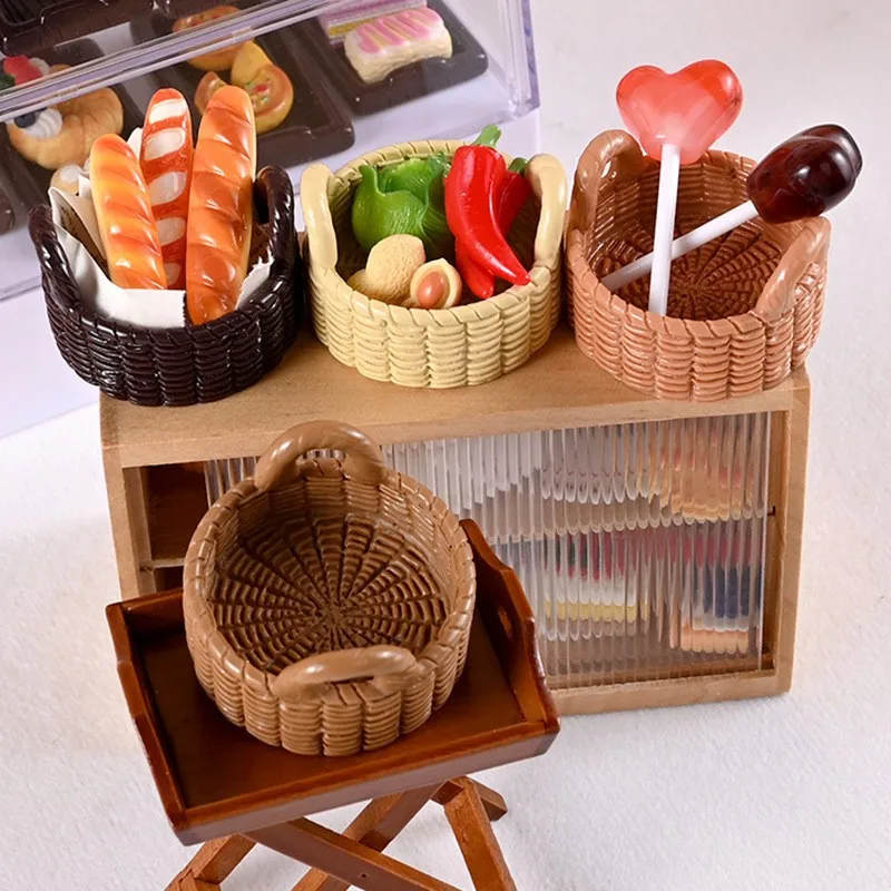 

Simulation Cute Mini Miniature Dollhouse Picnic Bread Basket Play Kitchen Food for Doll Accessories Storage Basket Toy Gift