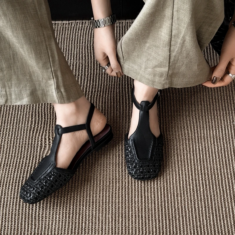 Women's New Leather Cowhide Square Toe Retro Low Heel Hollow Weave Elastic Belt Buckle Roman Sandals Fashion Sandals