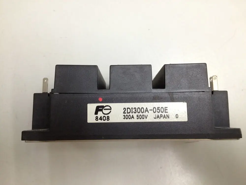 

NEW 1PCS 2DI300A-050E FUJI MODULE 2DI300A050E