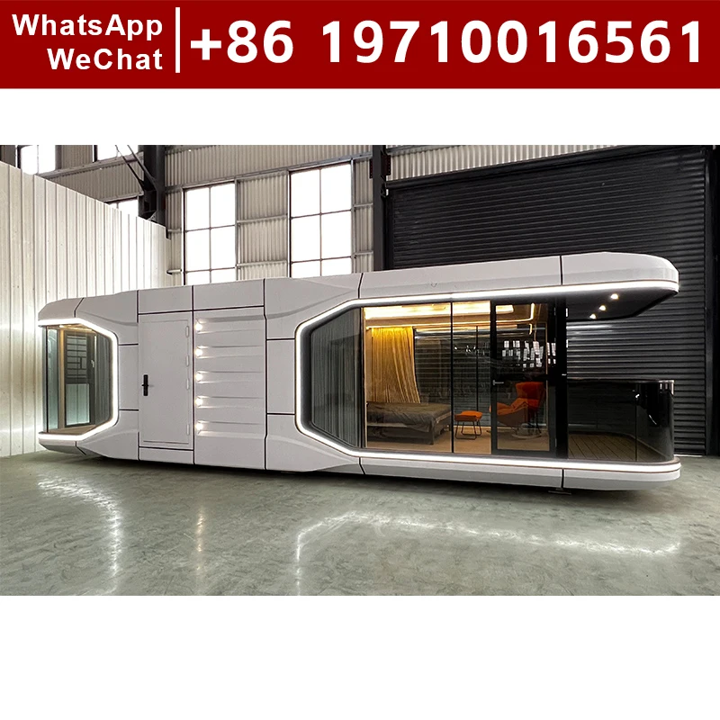 Customized Prefabricated Luxury Hotel Villa Modern Space Capsule House Mobile Camping House