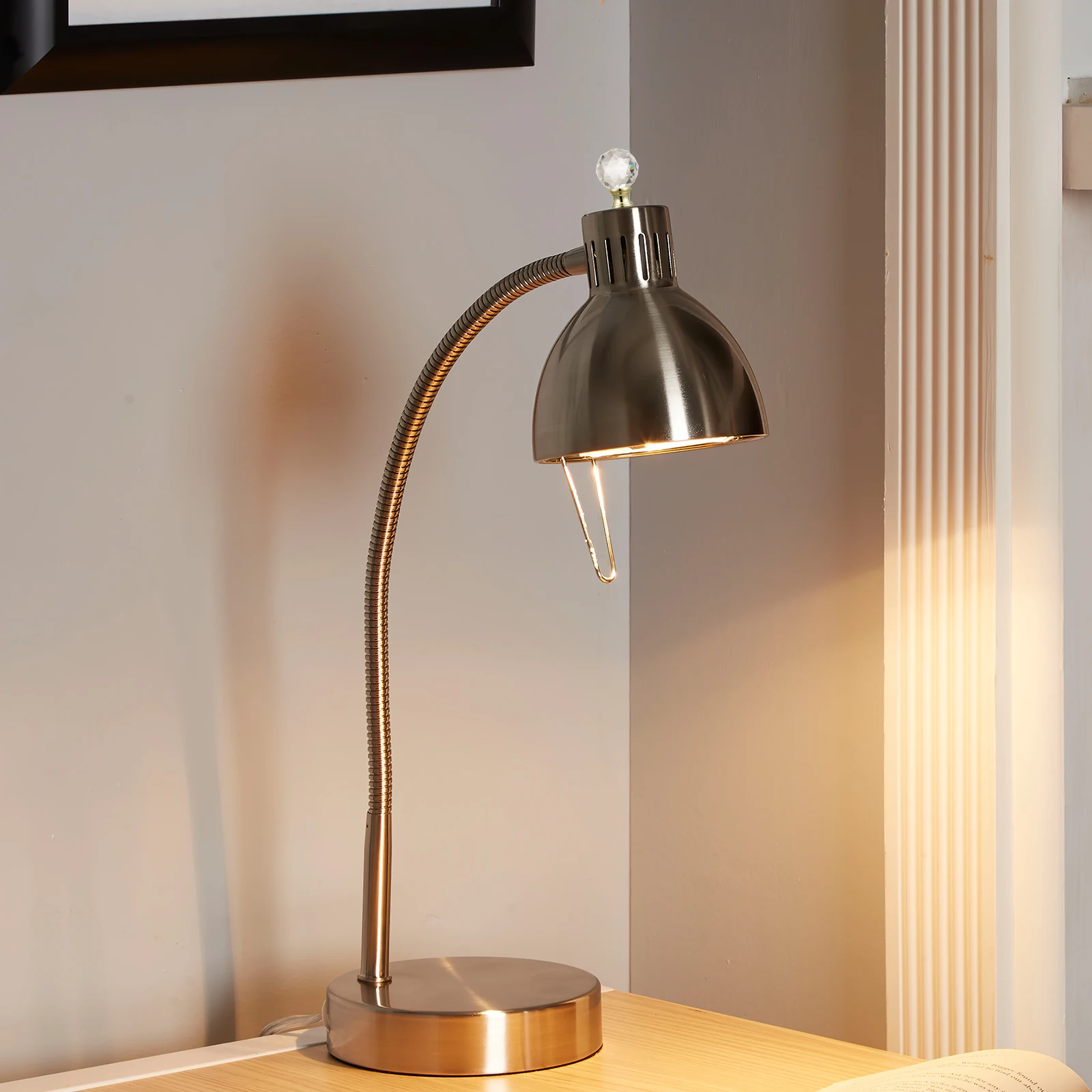 

2Pcs Gold Crystal Lamp Finial Decorative Screw on Lamp Harp Accessories Replacement for Table Floor Desk Lamps