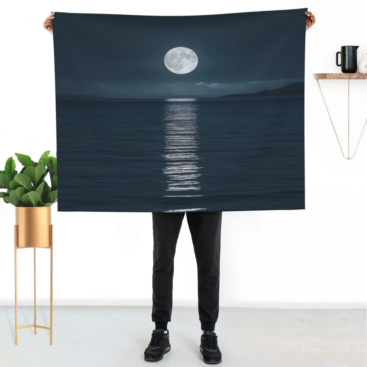 Wonderful View of the Moon with the Calm of the Sea Throw Blanket for sofa Beautifuls Extra Large Throw Sofa Blankets
