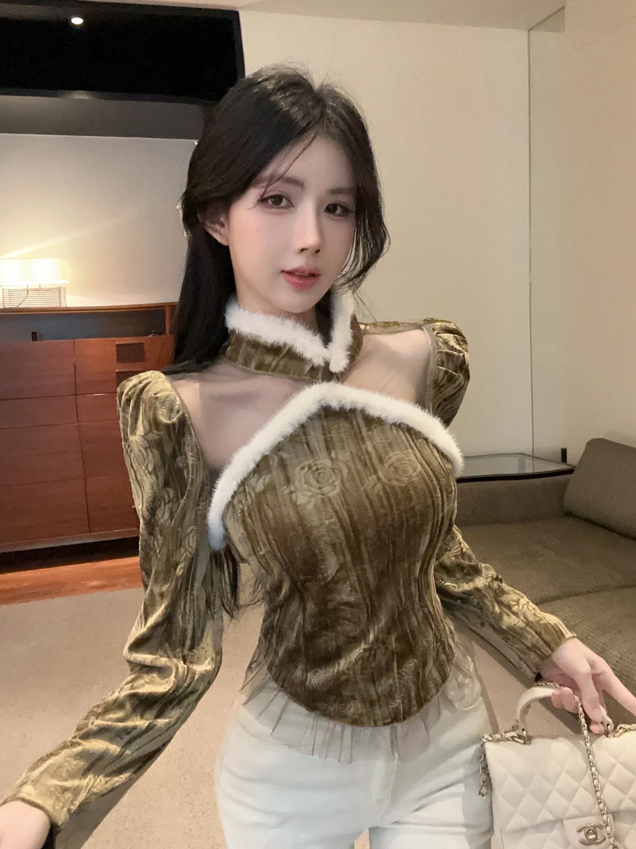 

Retro Chinese Style Velvet Long Sleeve T-Shirt Women's High-End Feeling Mesh Patchwork Furry Silk Shirt Korean Style Slim Fit