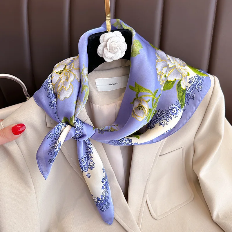 2023 Fashion Luxury Brand Designer Silk Scarf Square for Women Satin Shawls Scarves Hjiab Bandana Hair Band Wrist 70*70cm