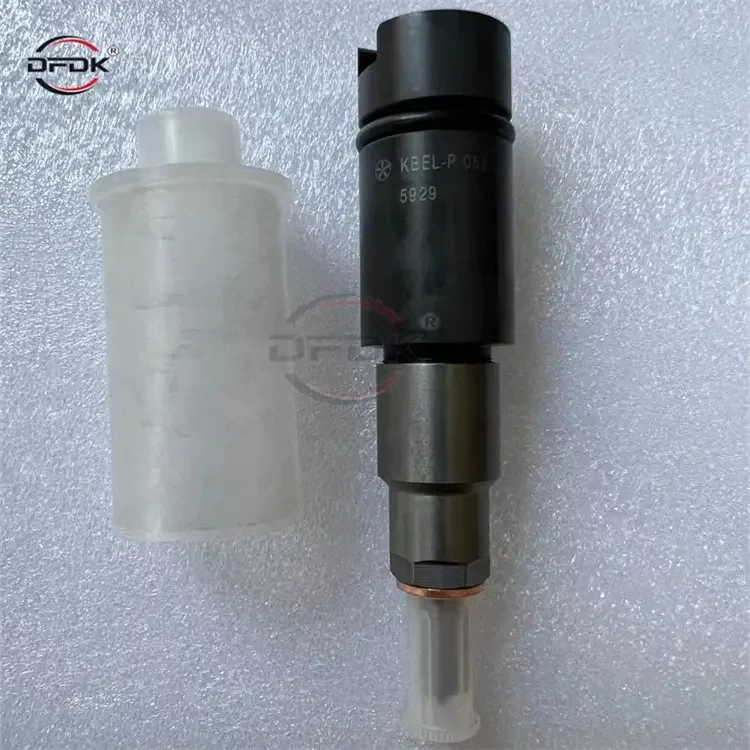 Diesel Engine Parts 6L ISLE QSL Engine Fuel Injector 3975929 3975928