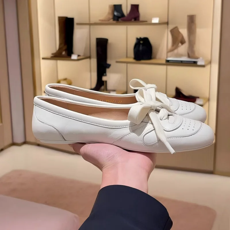 Ballerinas Damen mit Schleife, Weiche Kunstleder Flache Schuhe, Französische Retro Bootsschuhe, Bequeme Slip-On Sneaker zum Wandern, Lässige Halbschuhe Frauen, Komfortable Alltagsschuhe Rundzehe. – Detail 4