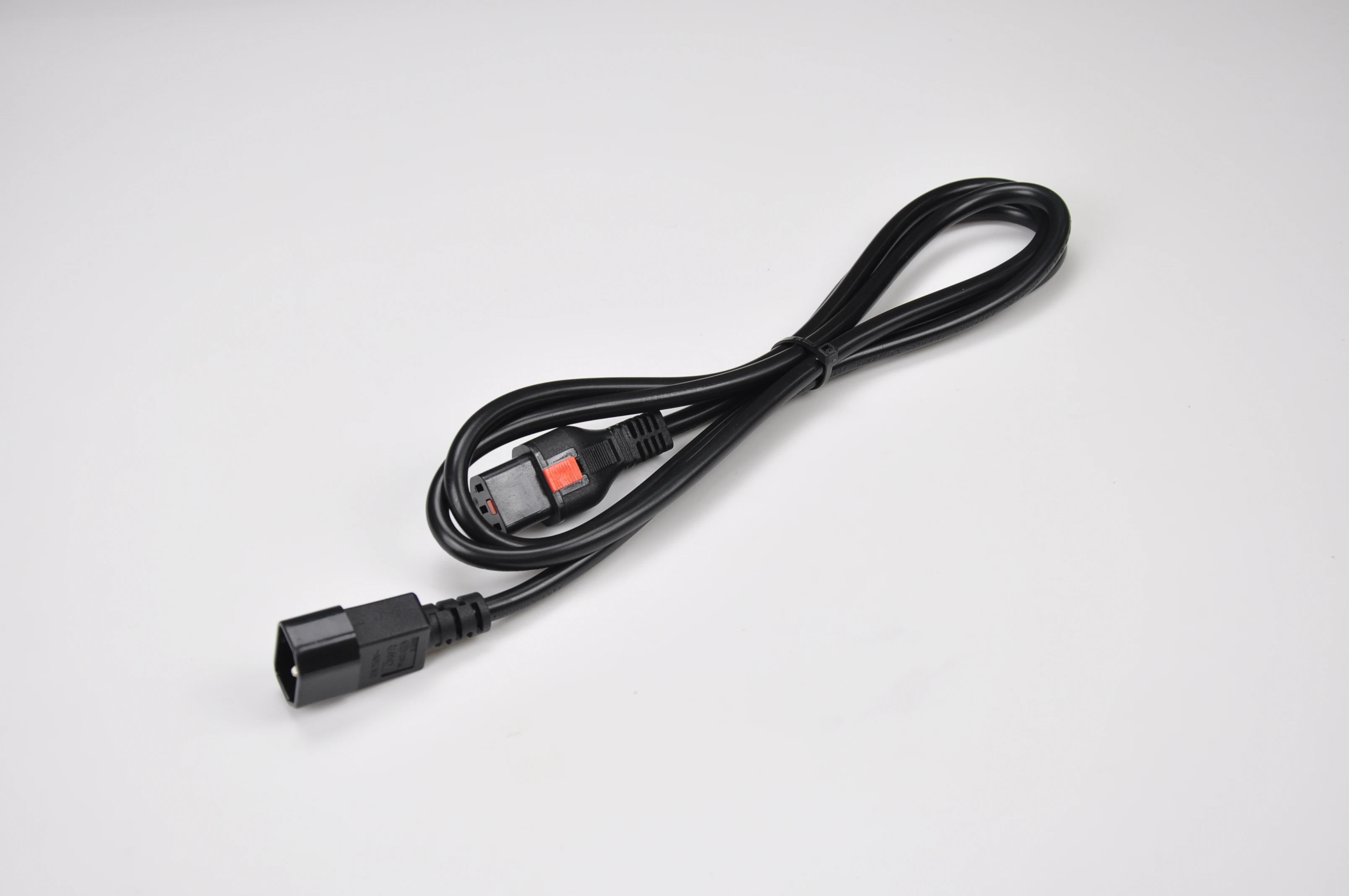 TOWE Locking IEC 320 C14 to C13 Power Cord 10FT 10A 250V Heavy Duty Extension Cable for Server Rack PDU UPS Black