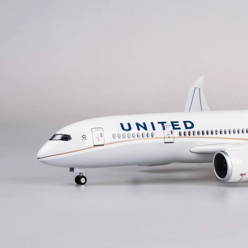 1:130 United Airlines United 787 Boeing B787 Aircraft Model Civil Aircraft Simulation 43cm Gift Collection Display