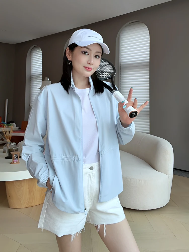 

Женская быстросохнущая куртка Le Samedi с эффектом ледяной прохлады и защитой от солнца, летняя коллекция 2026, новая модель с воротником-стойкой, спортивная, свободного кроя, на молнии