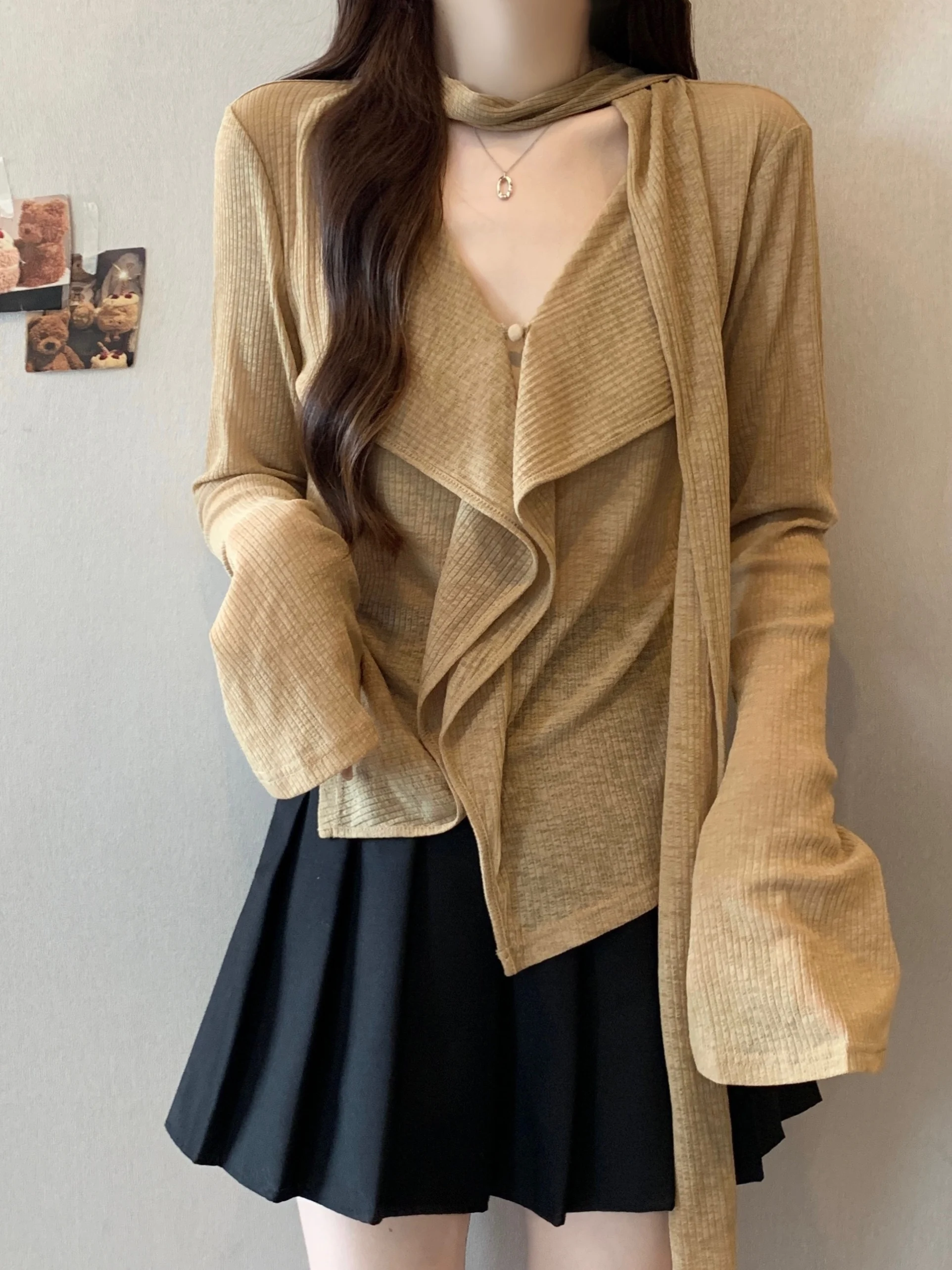 Elegant V-neck Long Sleeve T-shirt Women's Spring Autumn plus Size Bell Sleeve Draped Neckband Base Shirt Korean Style Commute
