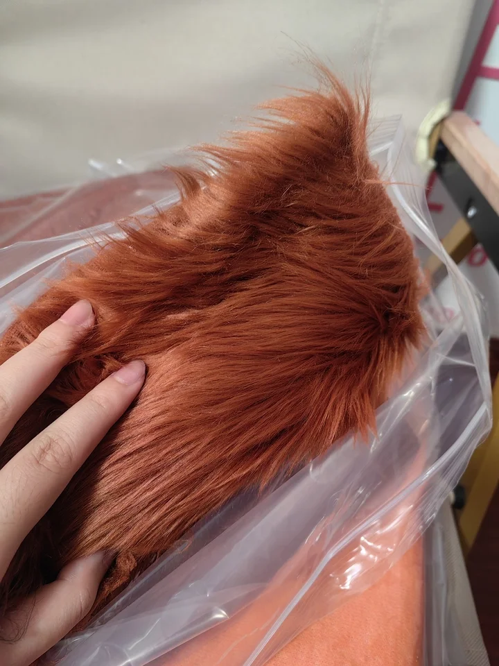 Tissu en peluche personnalisé avec plusieurs couleurs, adapté à la confection de vêtements pour animaux, de poupées, de projets de bricolage faits à la main, etc. Taille : 23cmx160cm