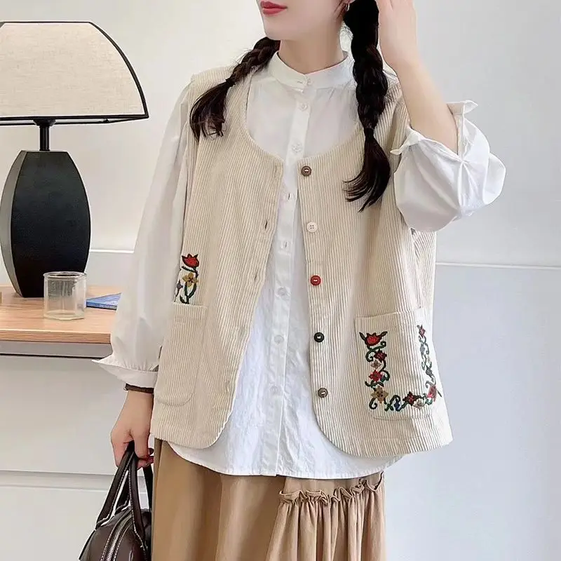 

Retro Embroidery Corduroy Vest Women Sleeveless Overlap Pocket Waistcoat Tops Japanese Sweet Casual Versatile Jackets