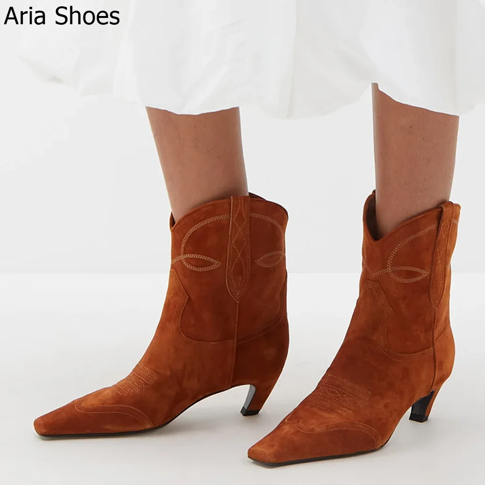 2025 New Embroidered Women's Boots Slip On Kitten Heel Western Cowboy Boots Square Toe Retro Scrub Boots Low Heel Ankle Boots