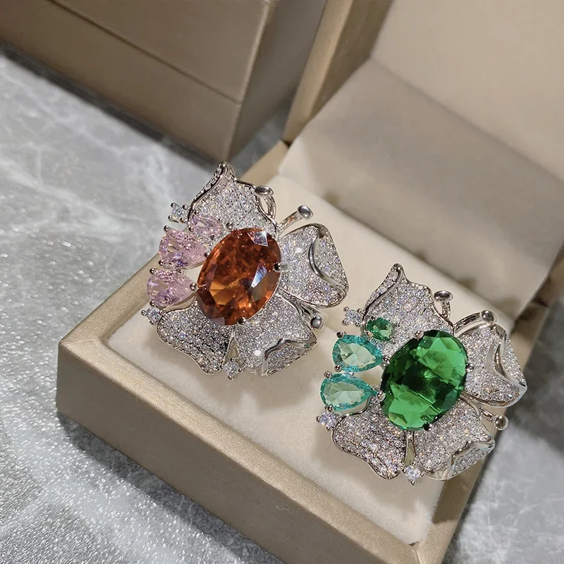 MDL مويسانيتي نمط المذنب فراشة زهرة الأحجار الكريمة مجموعة امرأة غنية مطلية بالذهب مايكرو مجموعة الأخضر الإسبنيل الفقرة Cuic حلقة زركونيا