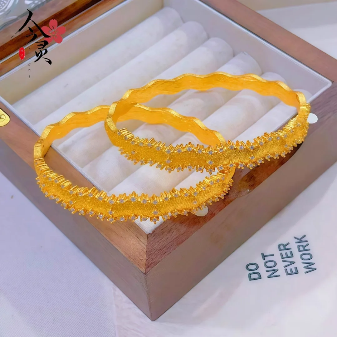 

Diamond-Inlaid Starry Snap Bracelet Women 24K Gold AU999 - Wrist-friendly, skin-safe diamonds, comfortable wear
