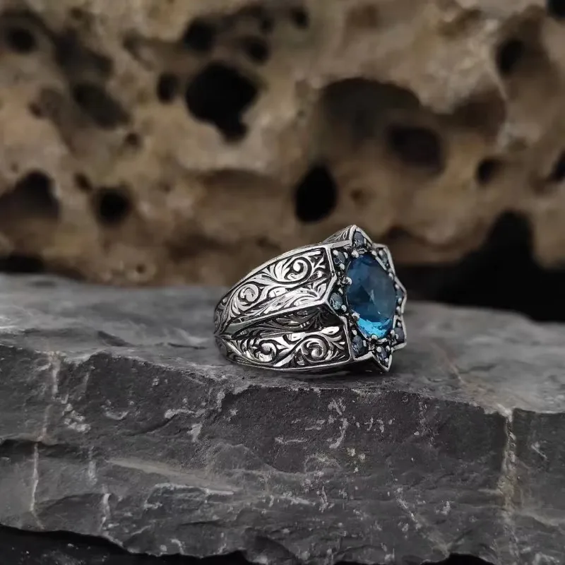 European and American retro fashion octagram shape round blue zircon inlaid personalized popular men\'s ring