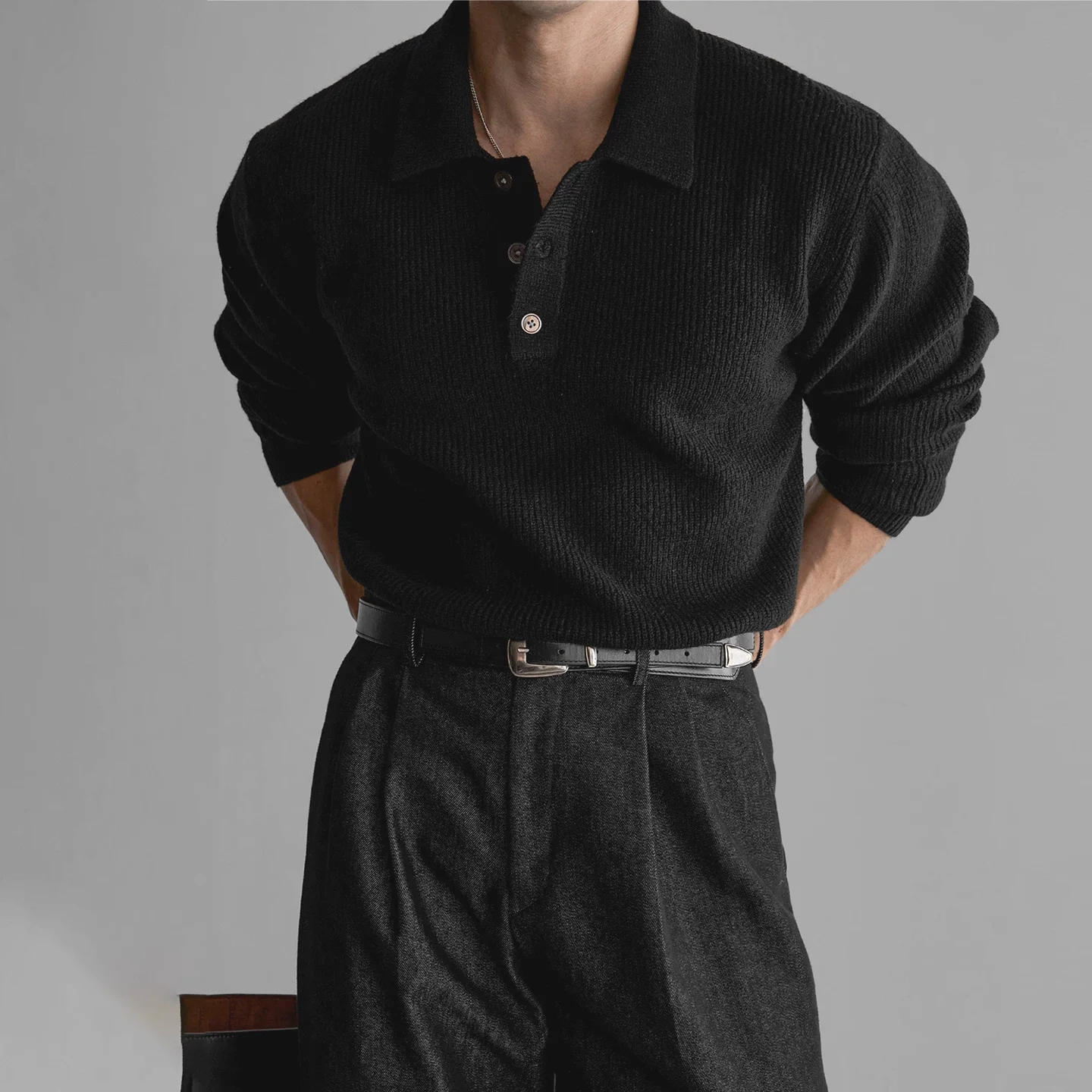 Polo collar knitted sweatshirt black