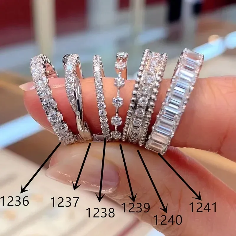 Fashion Contracted Design Women\'s Ring with Brilliant White Cubic Zirconia Wedding Party Daily Wearable Statement Jewelry