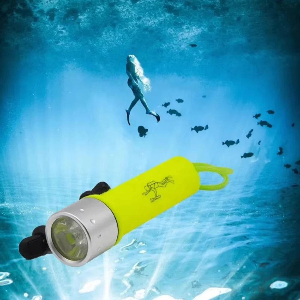 High Power Diving Flashlight Mini Portable Lighting Lights IPX6 Waterproof Rating Professional Diving Light with Hand Rope