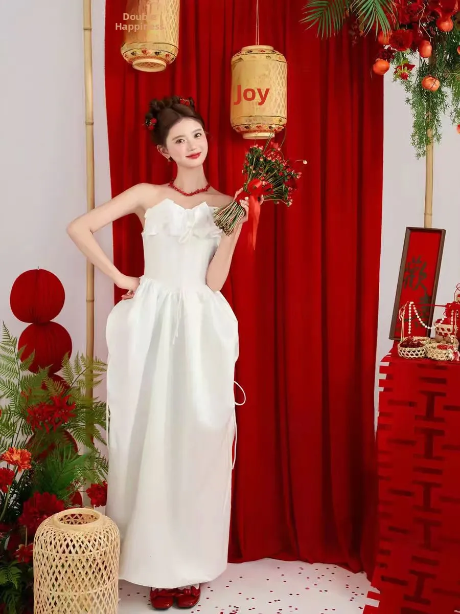 

Ele White Satin Evening Dr Bridal Robe for Women Strapl Gown for Wedding Registration Date Certifie Piup