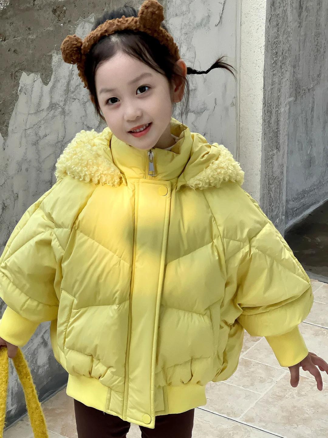 

Модная куртка на молнии с капюшоном для девочек, теплая верхняя одежда, пальто, корейская осенне-зимняя одежда для детей среднего и большого размера...