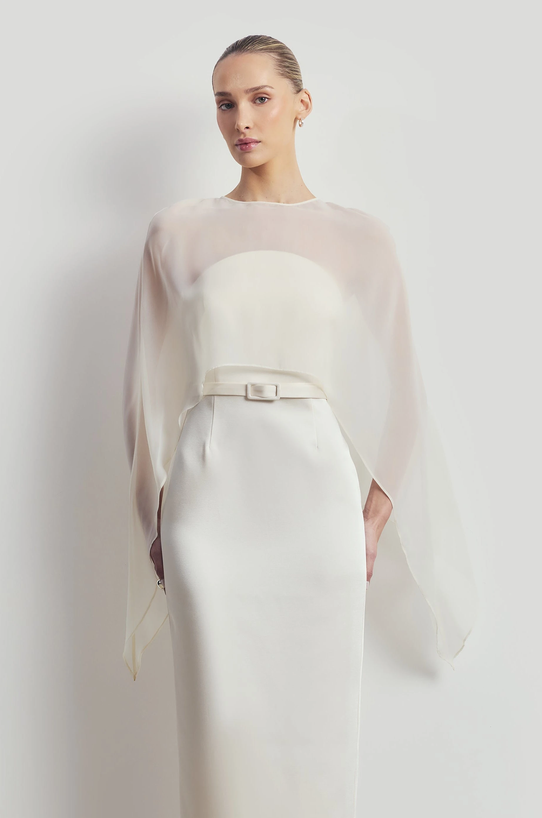 Mantella da Sposa per Donna, Morbida e Leggera in Chiffon Rosa, Scialle da Sposa, Coprispalle Casual, Mantello Formale da Sera, Mantella Estiva per Signora