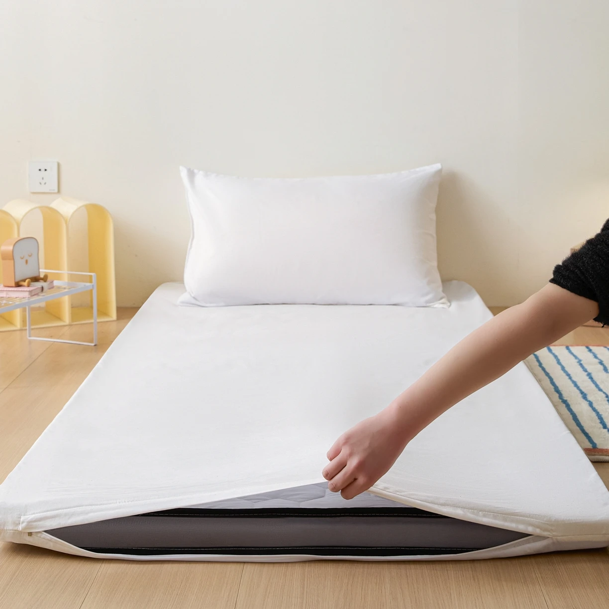 2026 New Model Student Bed - Pure Color Mattress Cover - Single Mattress Cover - Single Piece 180×200cm