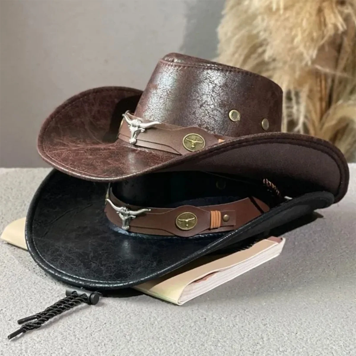 Men Western Cowboy Hat Bucket Hats Spring and Autumn Sunscreen Hat Fishermen Caps Outdoor Belt Rivet Knight Hat