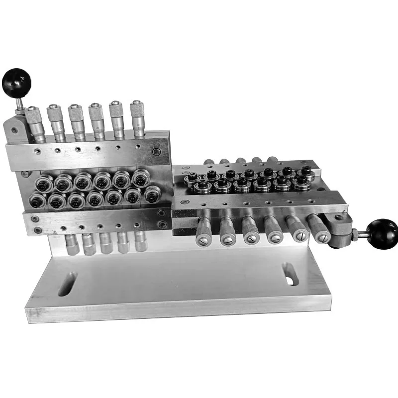 0.3mm Iron Manual Pre-straightener with 13+13 Rollers for Wire/Cable Straightening Feeding Speed 15-20m/min GS Brand