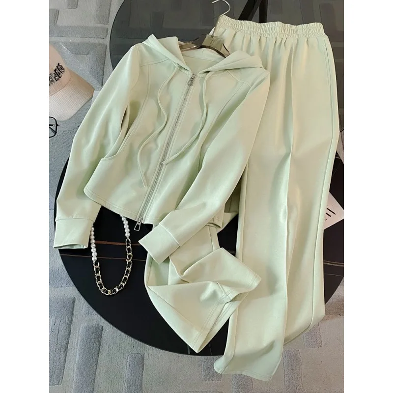 

Mint Mambo Style ~ Autumn High-Grade Figure Flattering Hoodie High Waist Wide-Leg Pants Casual Two-Piece Suit Women 889